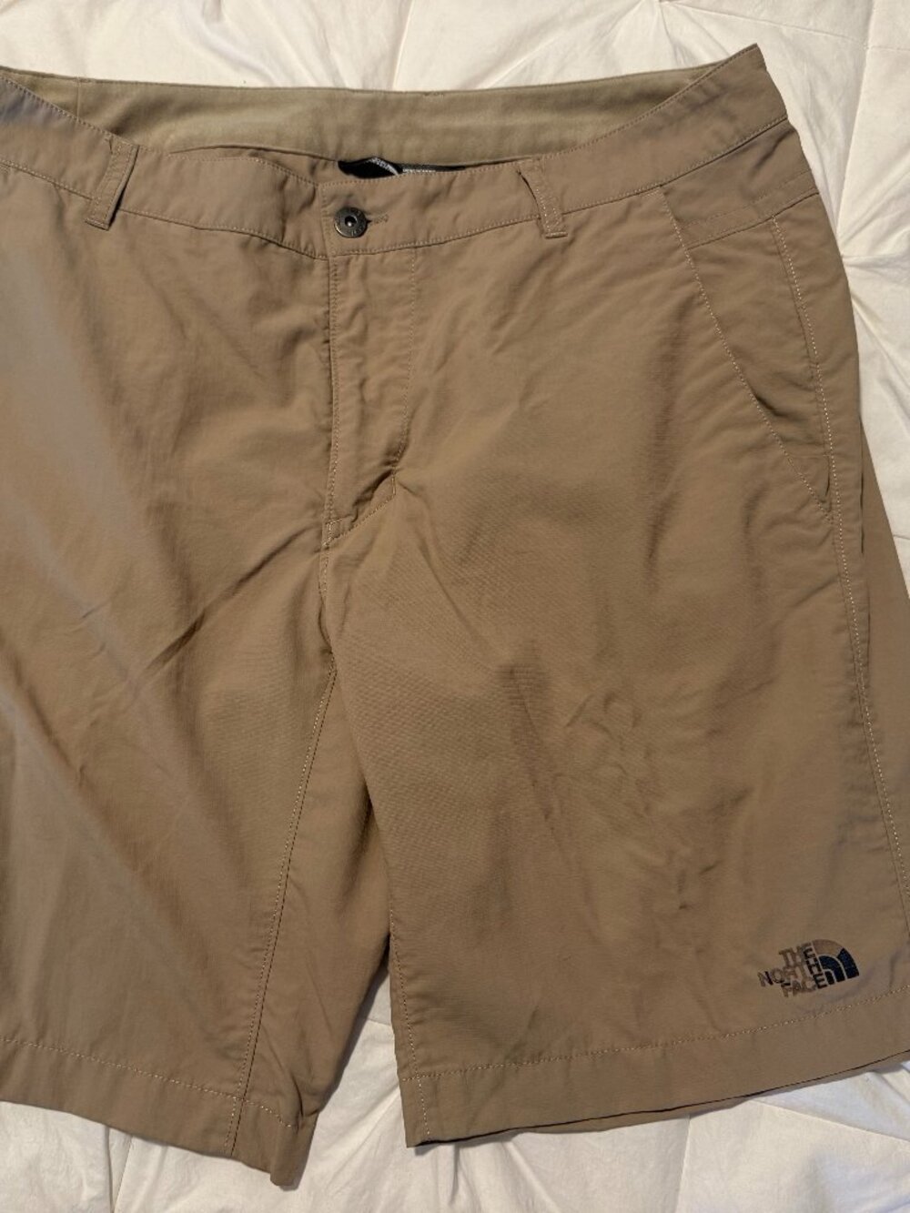 SOLD. SOLD. SOLD. Men's Tan NORTH FACE Hunting, Fishing, Travel Shorts, Size 36